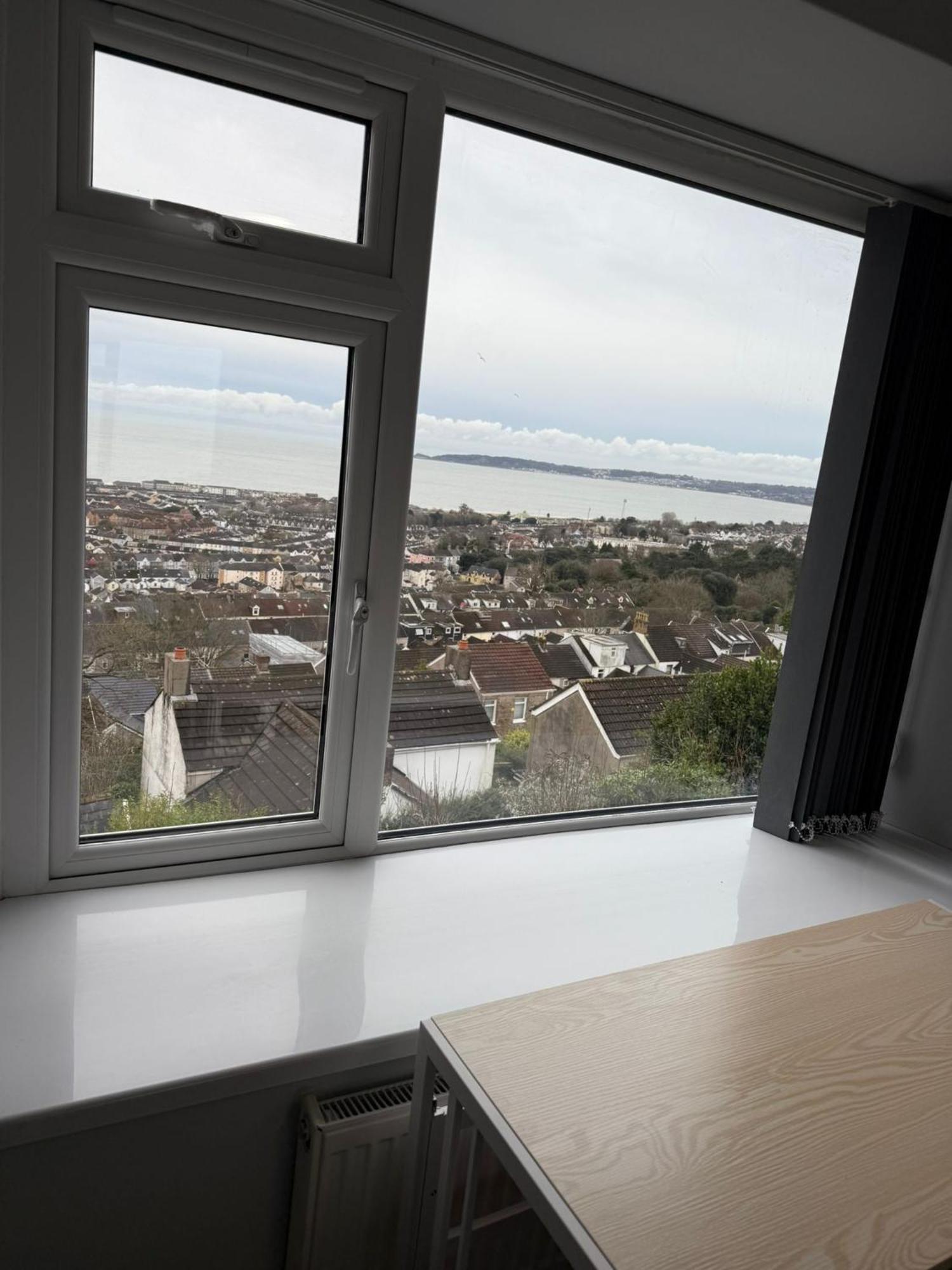 Elegant With Sea And Garden View In Centre Guest house *